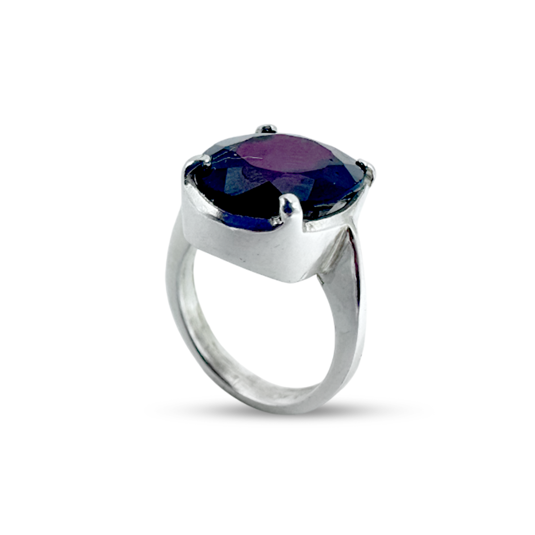 Garnet Women Ring - Regullar Wear Design