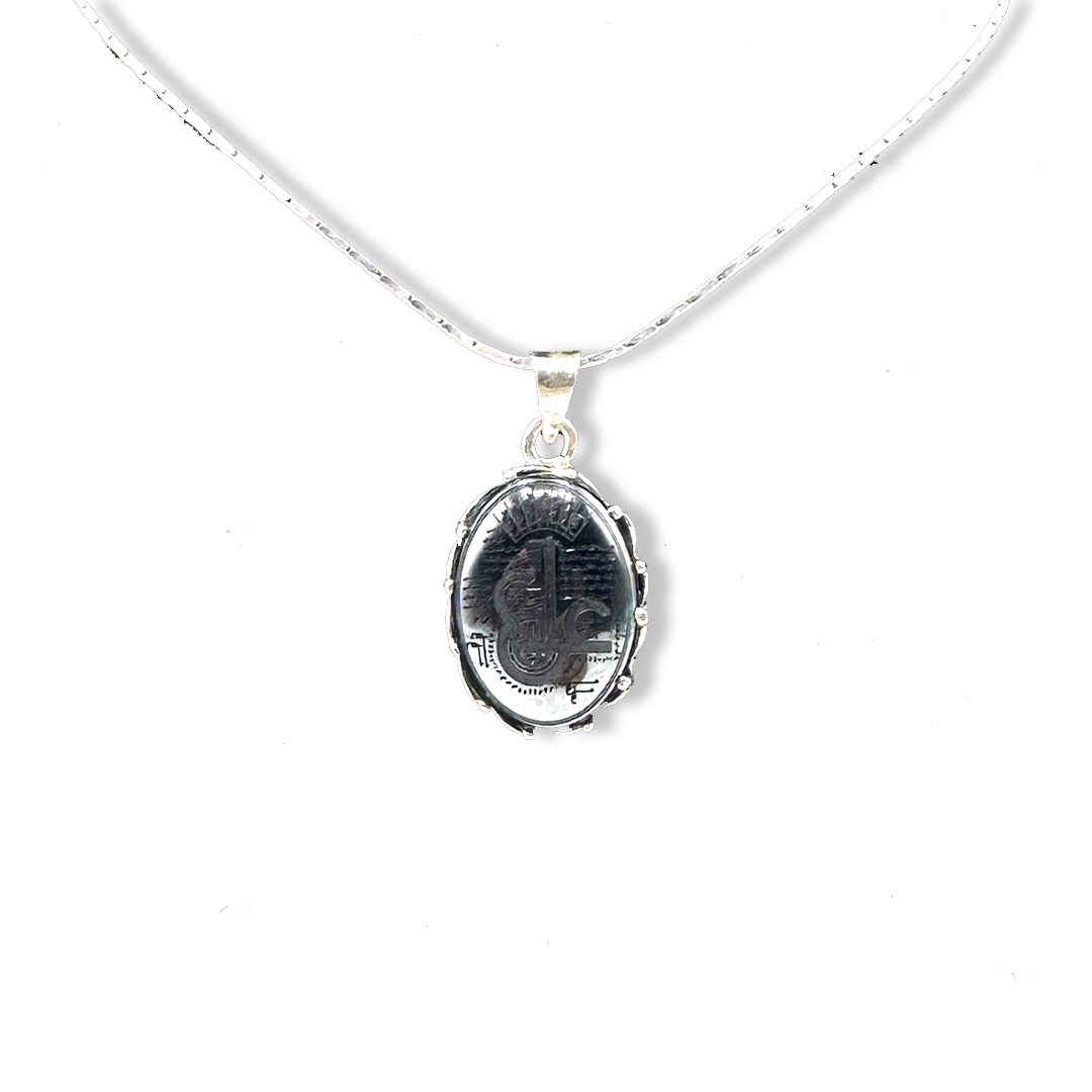 Hematite Pendant - Leaf Lattice Design