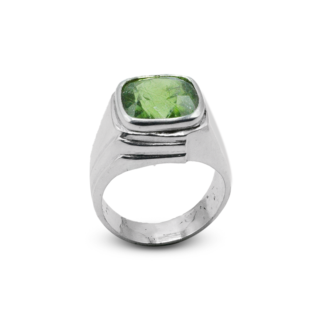 Peridot Men Ring – Line Bypass Design