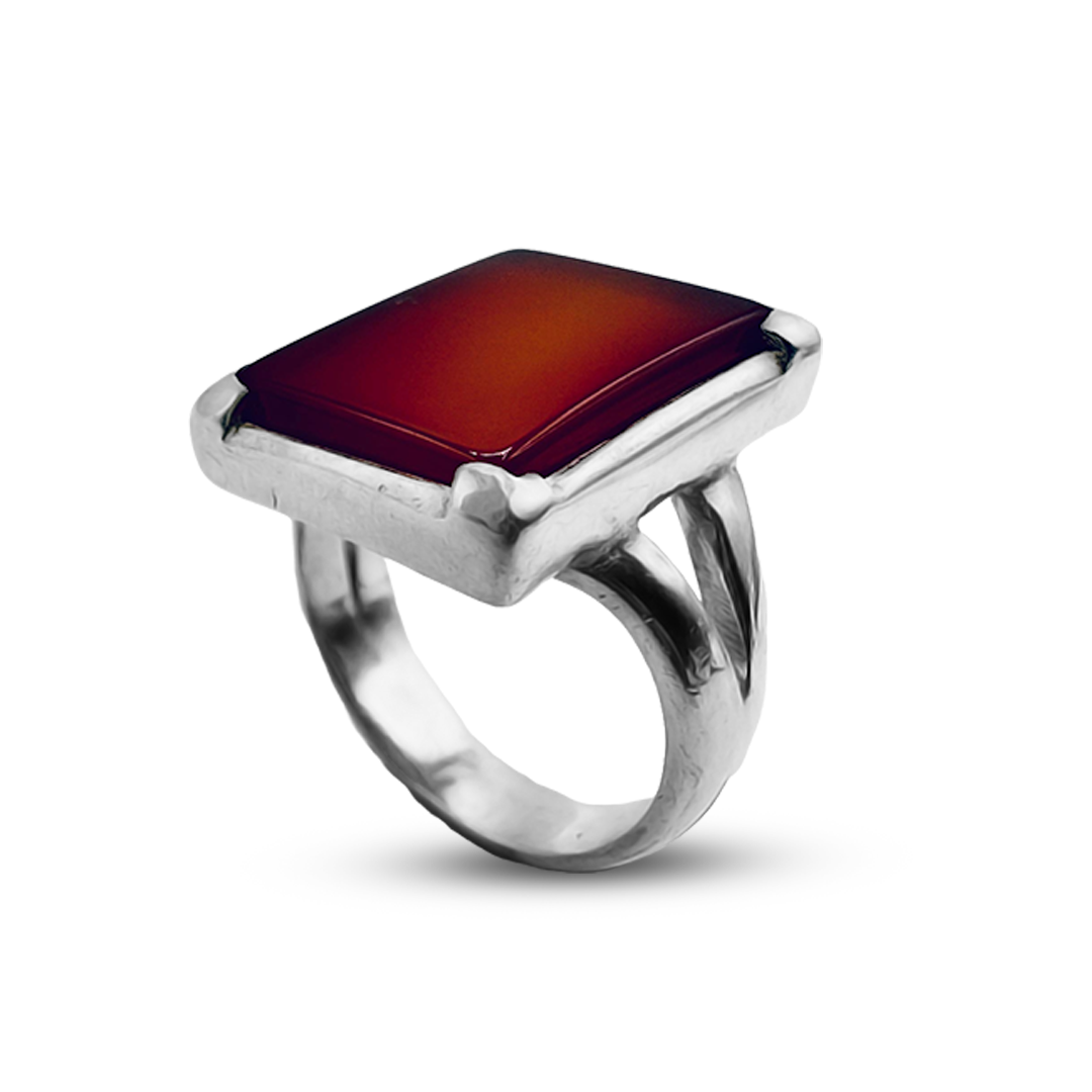 Red Agate Men Ring – Square V band