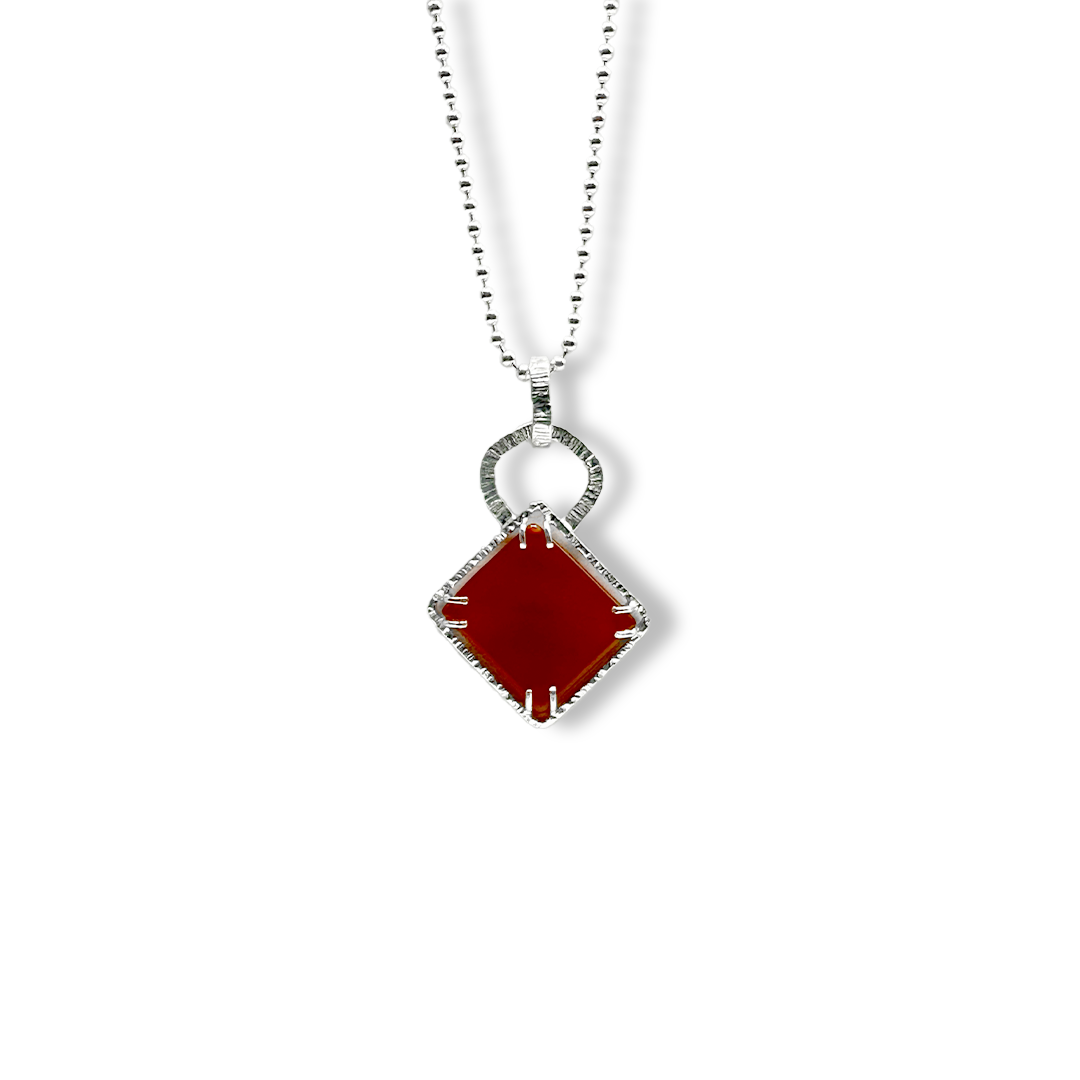 red-agate-pendant-double-catcher-design-3