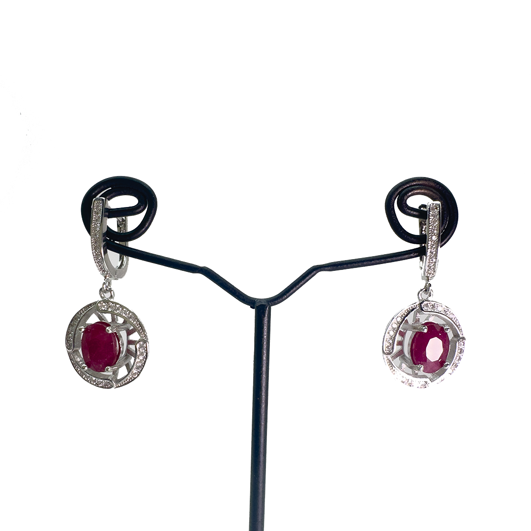 Ruby Pendant Set - Clock Niddle Design