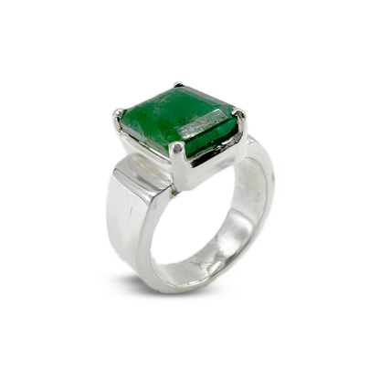 Emerald Men Ring - Broad Collar Design