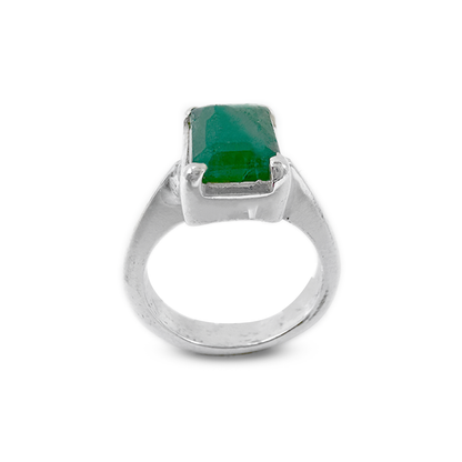 emerald-women-ring-recta-simple-design-1