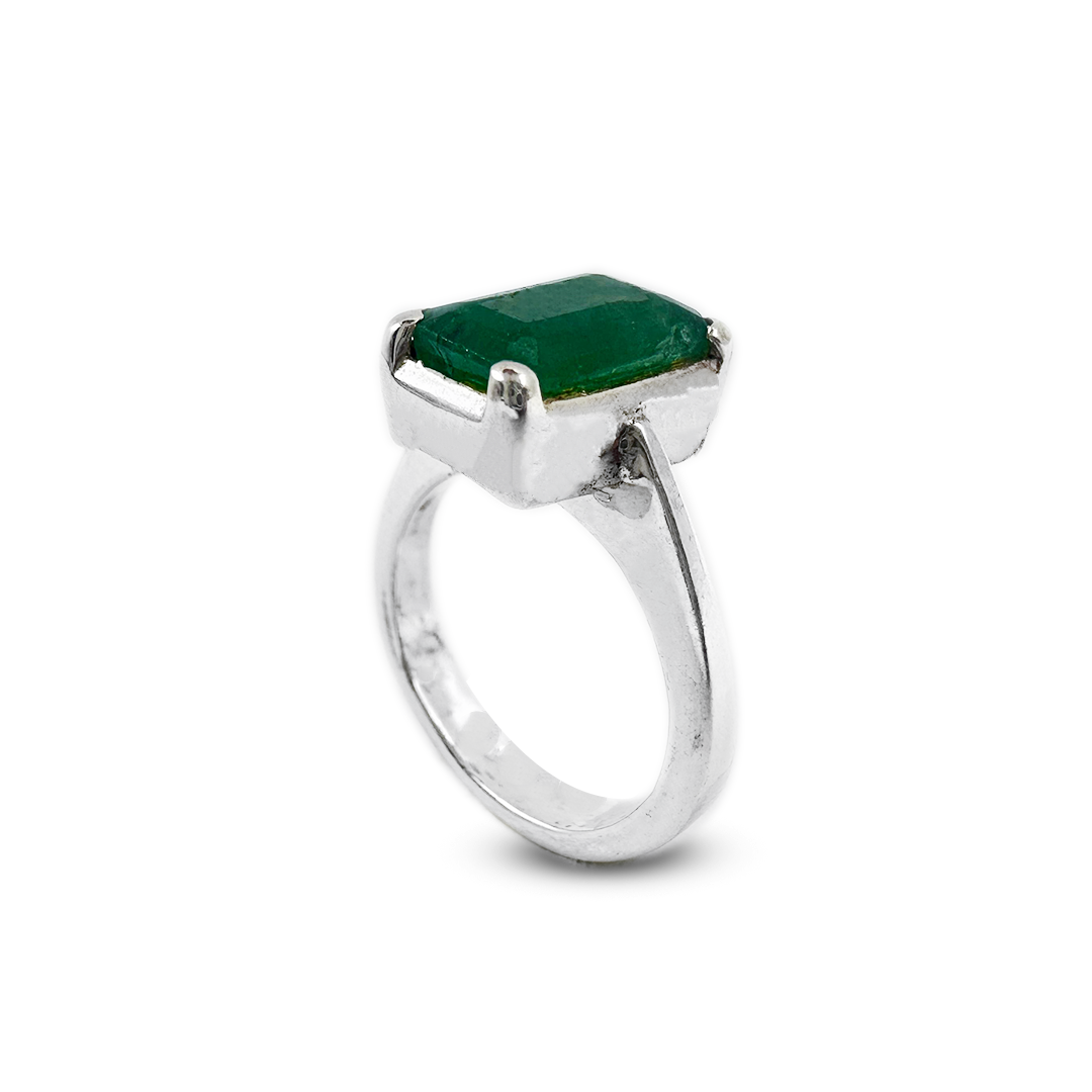 emerald-women-ring-recta-simple-design-3