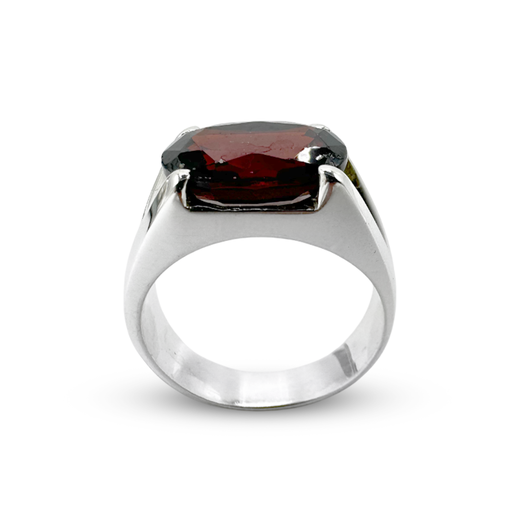 Garnet Men Ring - V Band Design