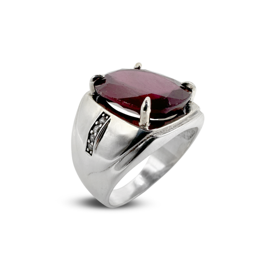Garnet Men RIng - Royal design