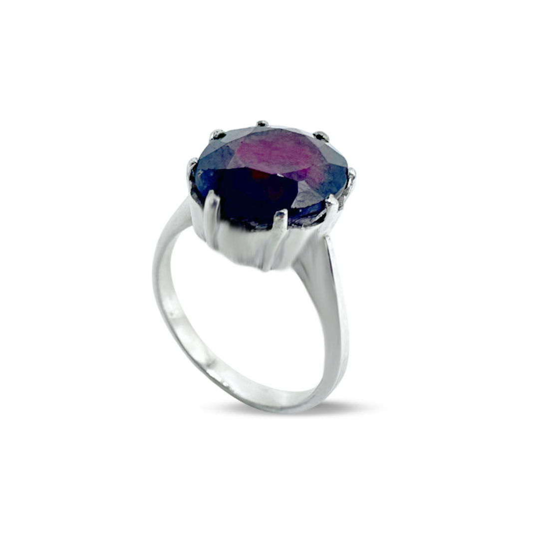 Garnet Women Ring - Wing Design
