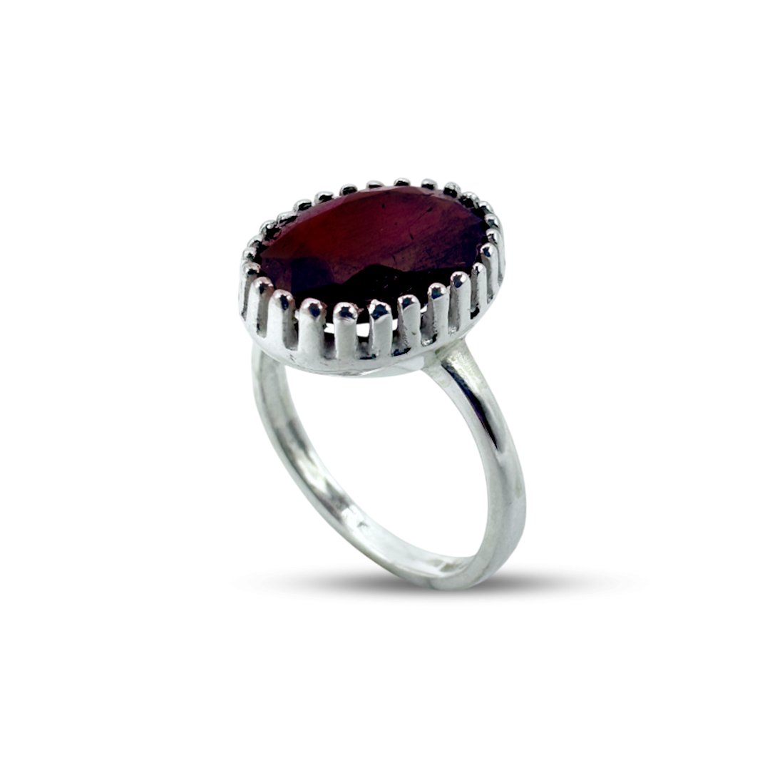 Garnet Women Ring - Fance Design