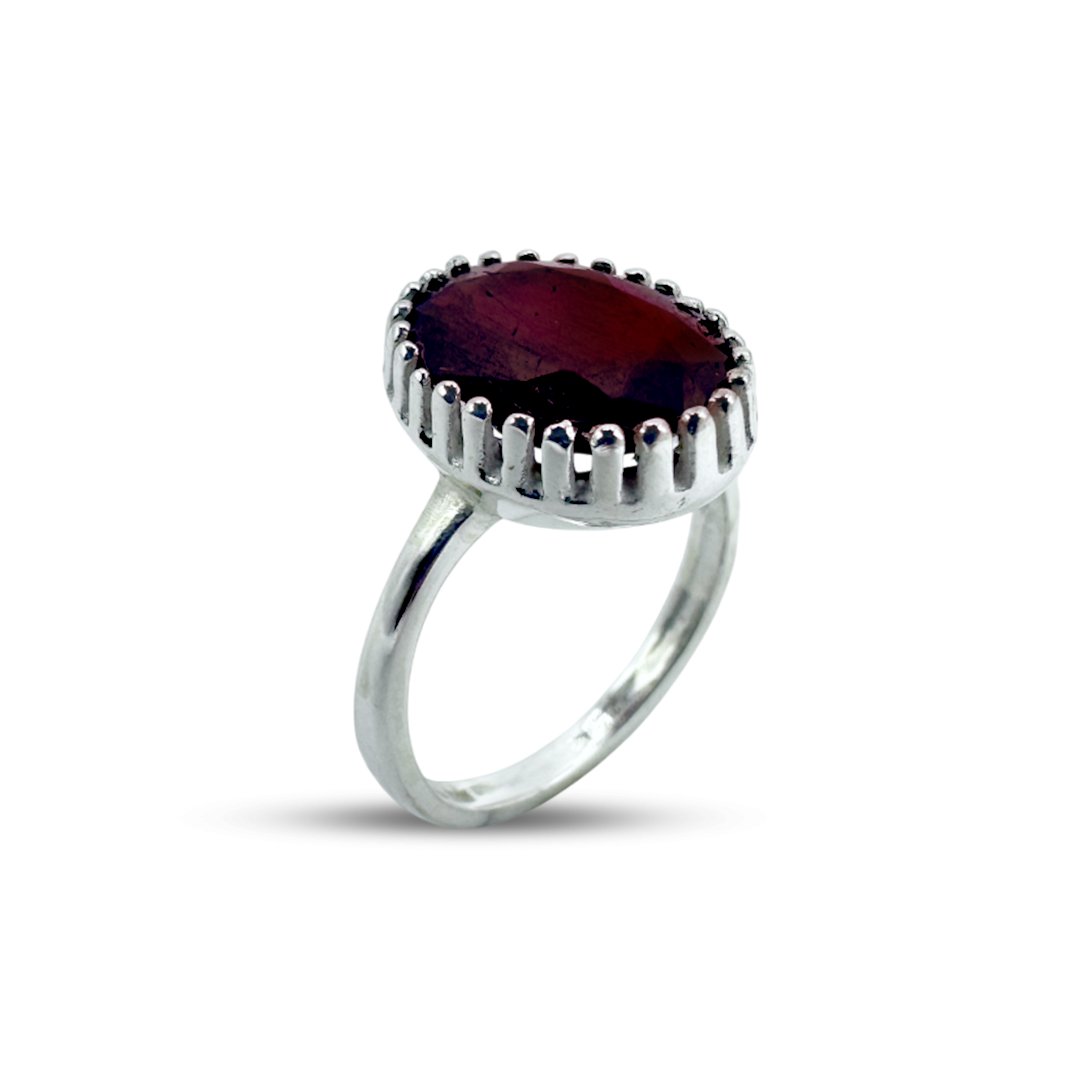 Garnet Women Ring - Fance Design