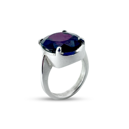 Garnet Women Ring - Regullar Wear Design