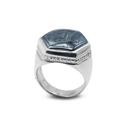 Hematite Men Ring – Hexagonal Zip Across