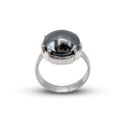 Hematite Women Ring – V Catcher Cup Design