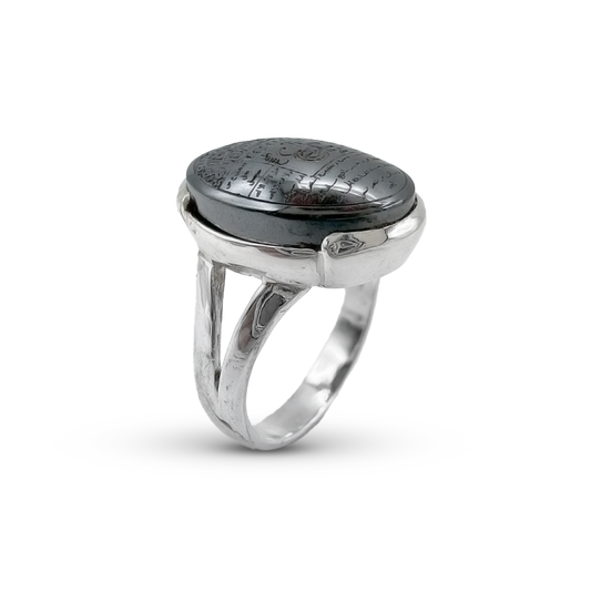 Hematite Women Ring – Half moon design