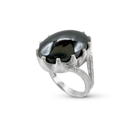 Hematite Women Ring – Cutter V band Design