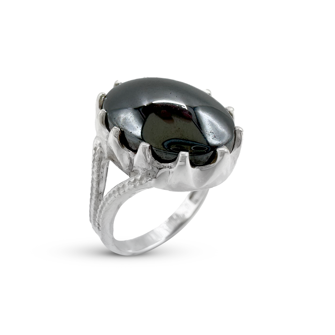 Hematite Women Ring – Cutter V band Design