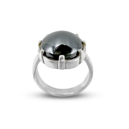 Hematite Women Ring – Castle Cup Design