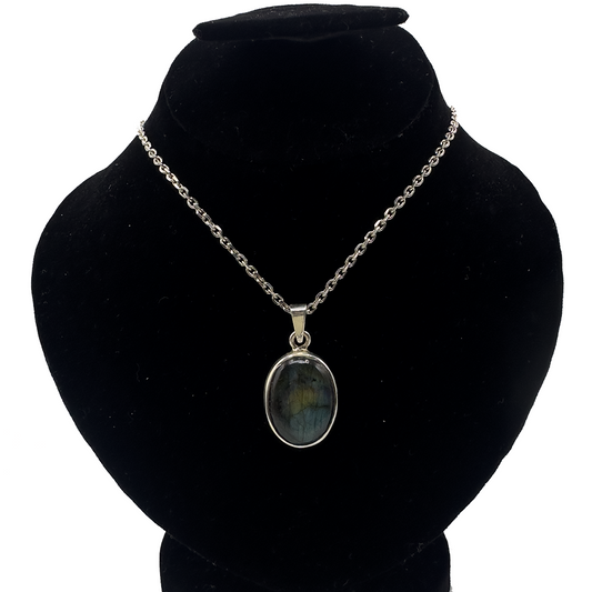 Labradorite Pendant - Vintage Oval