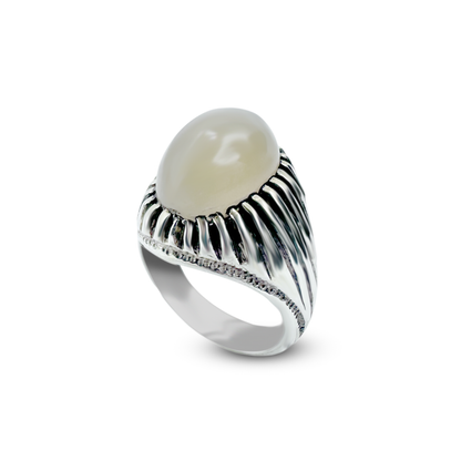 Moon Stone Men Ring - Wrist Design