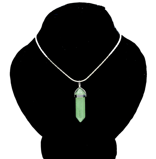 green-aventurine-pendant-silver-cap-design-2