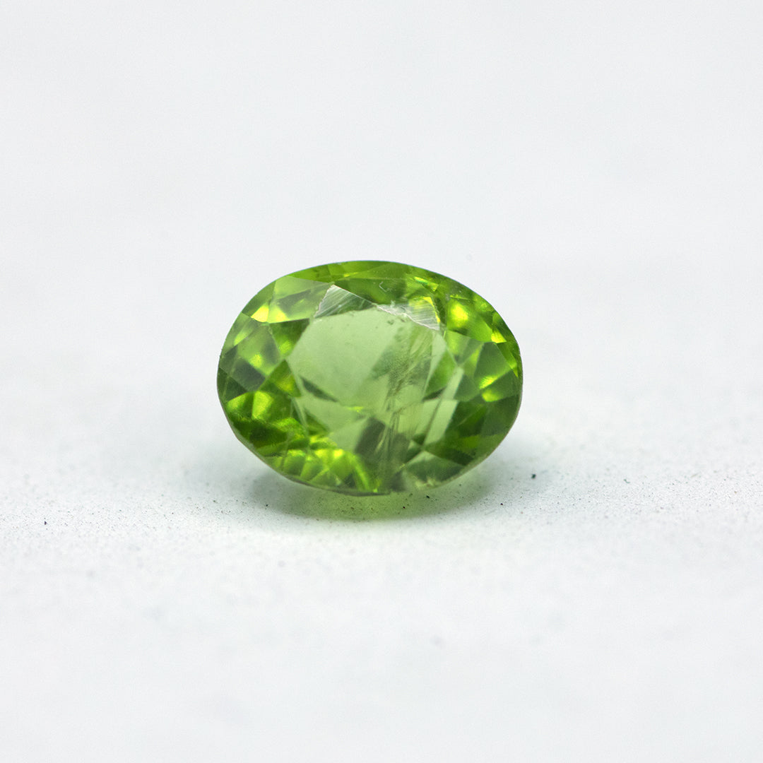 Peridot - 1.65 crt