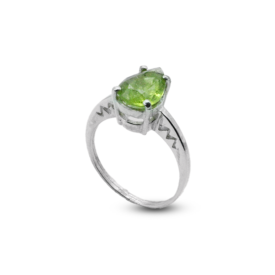 Peridot Women Ring – Craft Band