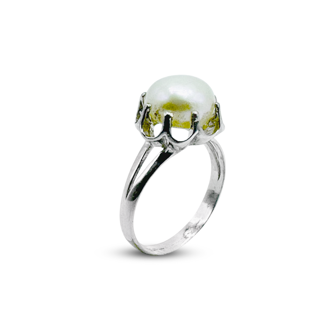 Pearl Women Ring - Flower Cup Design