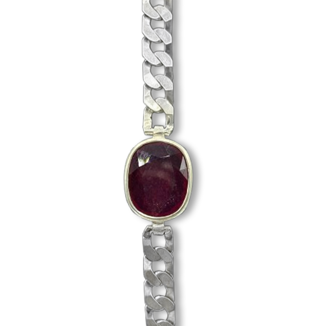 Ruby Bracelet - Vintage Chain Design