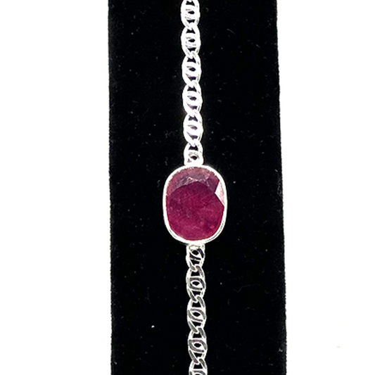 Ruby Bracelet - Clench Chain Design