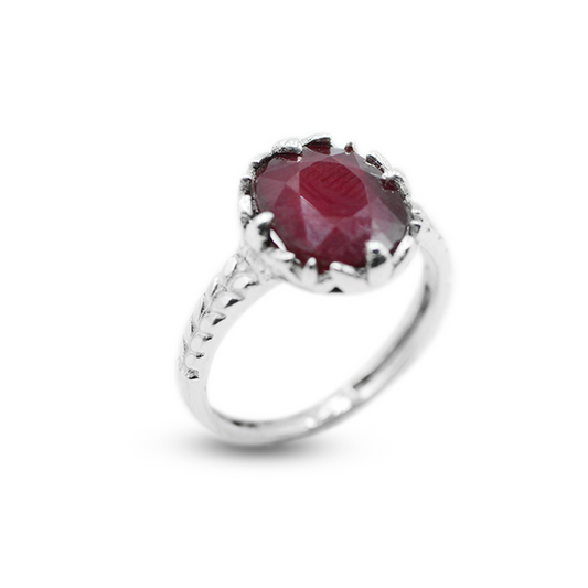 Ruby Women Ring – Leaf Corner Design