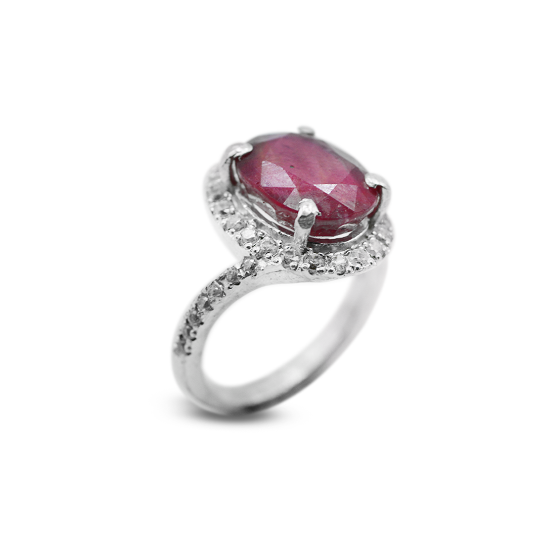 Ruby Women Ring – Quatrefoil Design