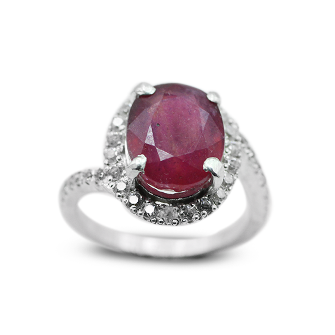 Ruby Women Ring – Quatrefoil Design