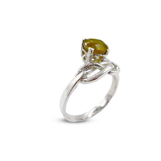 yellow-sapphire-women-ring-wire-band-design-1