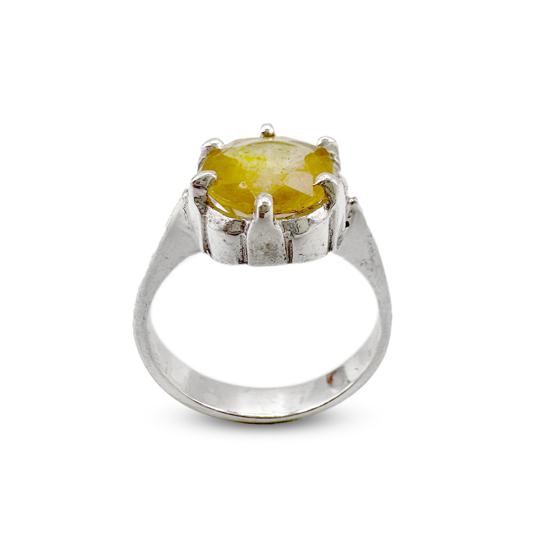 yellow-sapphire-women-ring-baby-catcher-design-2
